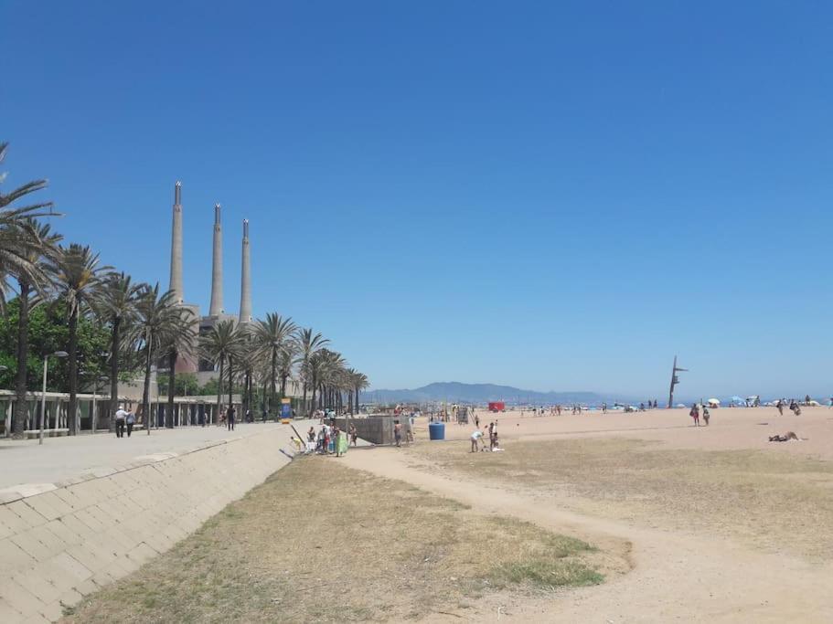 شقة 5 Min To The Sea And 15 Min To Barcelona Center سان أدريان دي بيزوس المظهر الخارجي الصورة